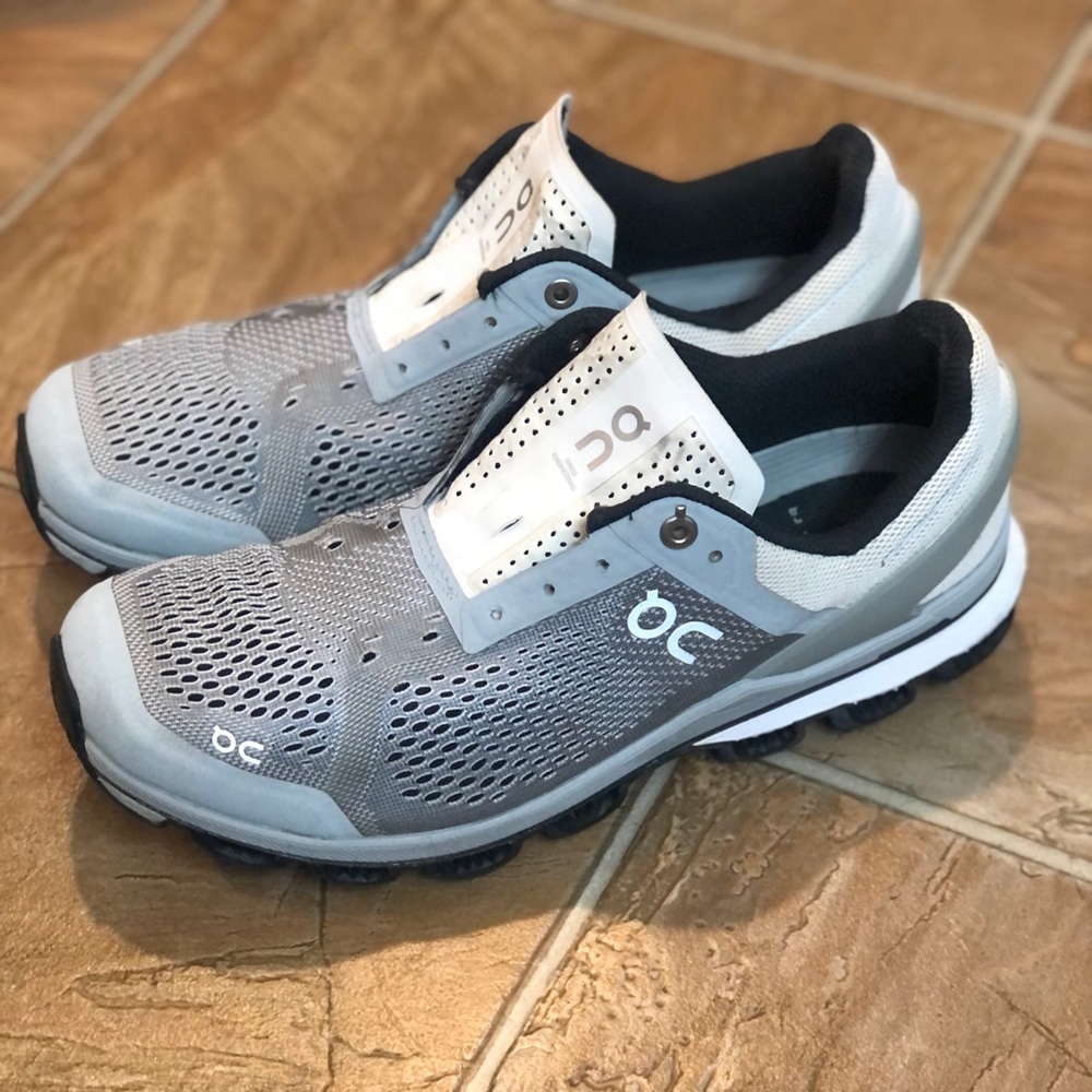 On Cloud women’s running shoe